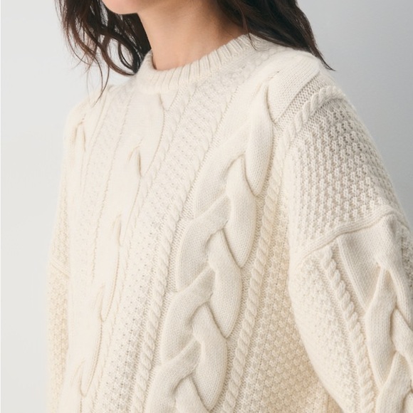 NWT Aritzia Cream Heritage Knit Merino Wool Crew Sweater - Picture 2 of 9